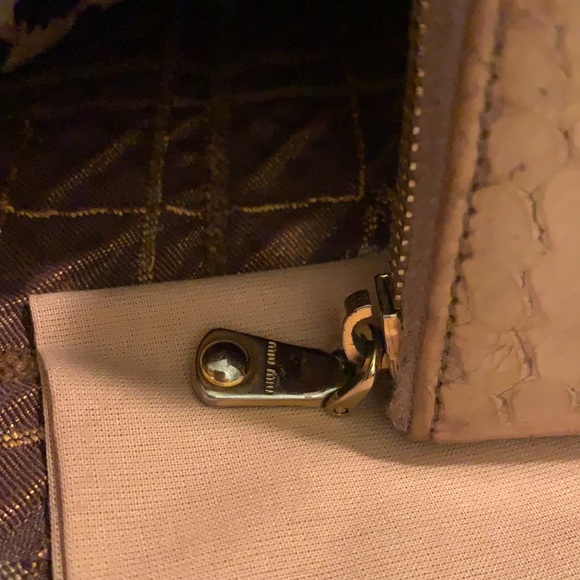 Authentic Miu Miu zip around long wallet - Picture 4 of 14